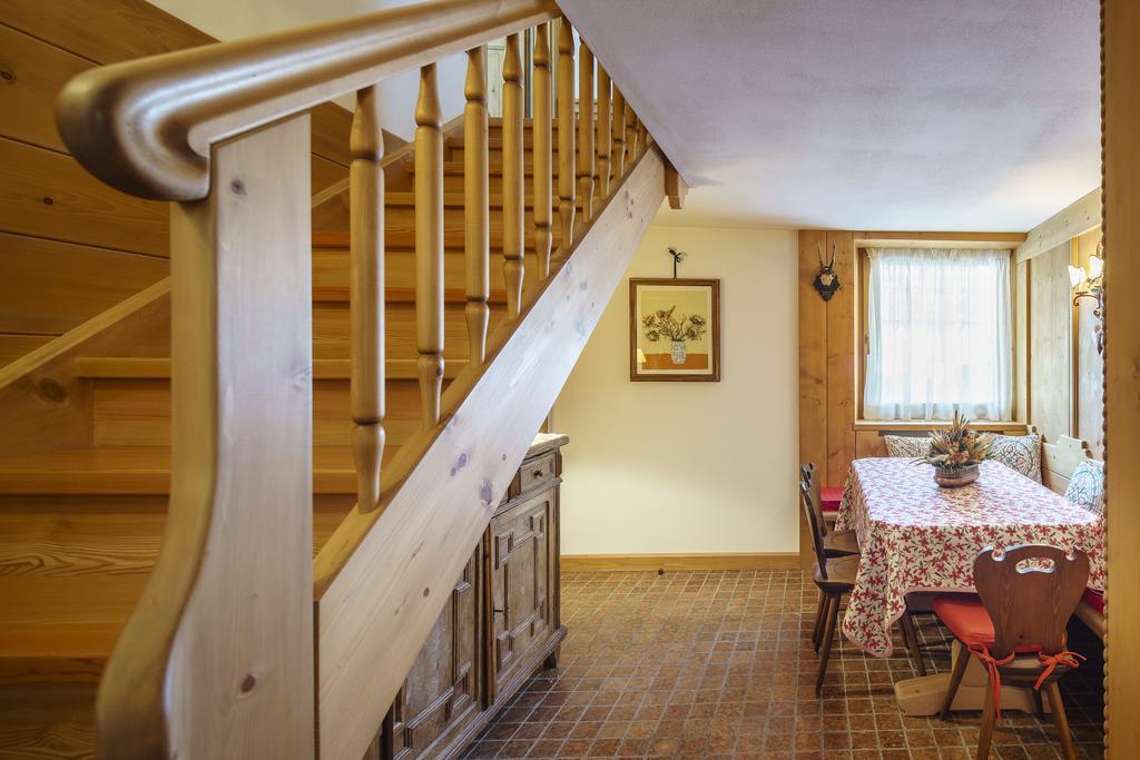Villa Tullia - Stayincortina Cortina dʼAmpezzo Exterior foto